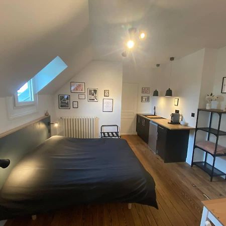 Appartamento Le Manoir Des Lys Tilly-sur-Seulles Esterno foto