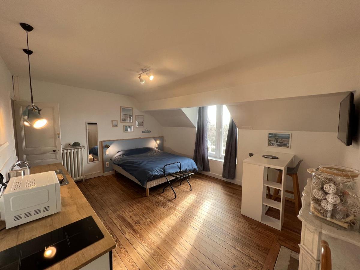 Appartamento Le Manoir Des Lys Tilly-sur-Seulles Esterno foto