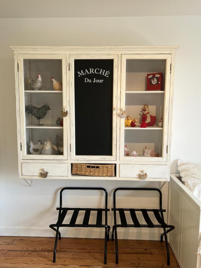 Appartamento Le Manoir Des Lys Tilly-sur-Seulles Esterno foto